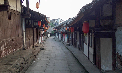 LX250-3消防摩托車成為蓬安古鎮(zhèn)滅火利器 LX250-3消防摩托車成為蓬安古鎮(zhèn)滅火利器