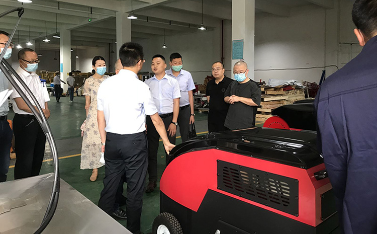 電動高壓細(xì)水霧.jpg 電動高壓細(xì)水霧.jpg