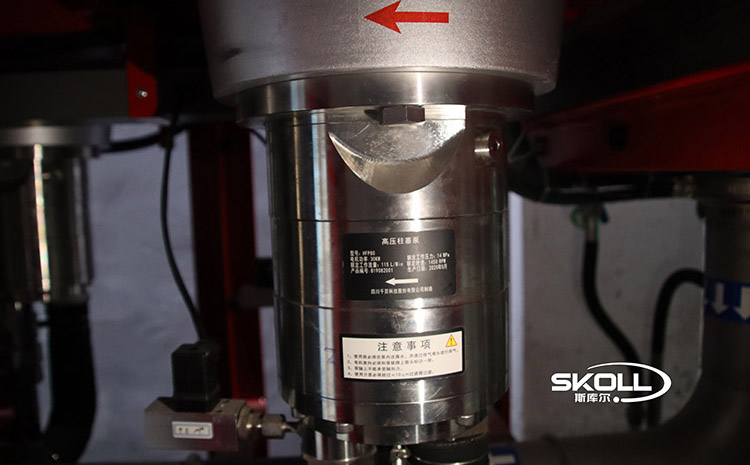 高壓泵.jpg 高壓泵.jpg