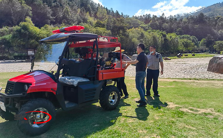 消防摩托車滅火.jpg 消防摩托車滅火.jpg