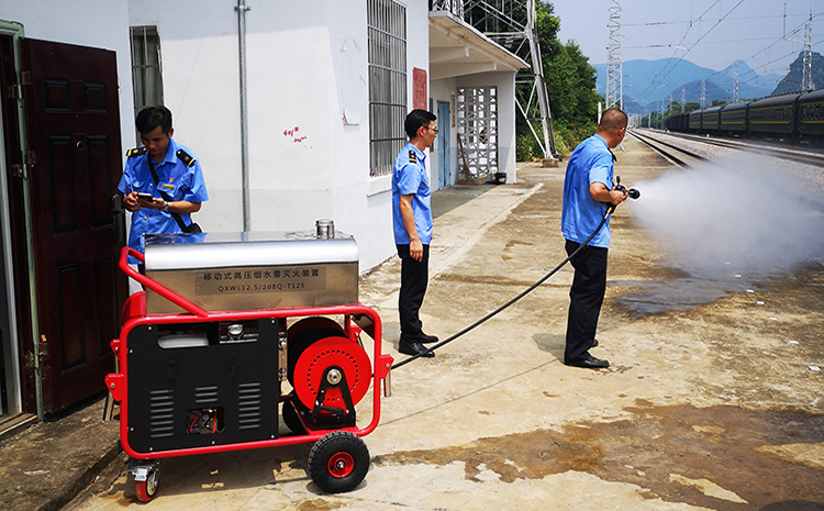 移動(dòng)式高壓細(xì)水霧滅火裝置.jpg 移動(dòng)式高壓細(xì)水霧滅火裝置.jpg